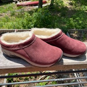 Merrell Encore Ice Slip Ons